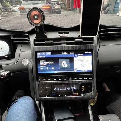 Đế Giữ Điện Thoại Trên Xe Hơi (Cho Sạc Nam Châm Không Dây)