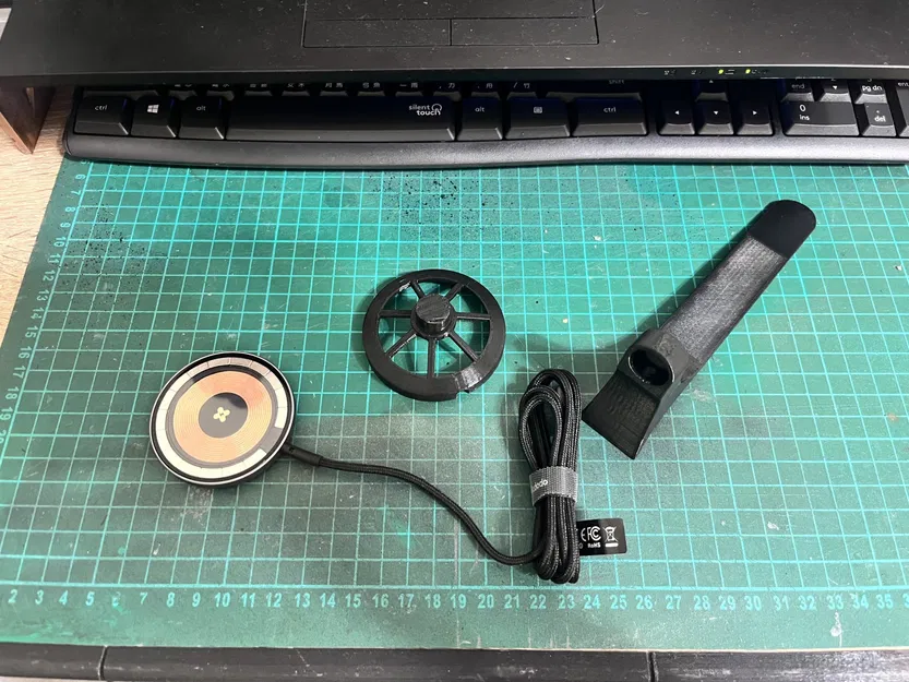 Đế Giữ Điện Thoại Trên Xe Hơi (Cho Sạc Nam Châm Không Dây) - Image 7