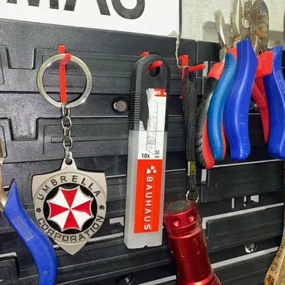 Giá Treo Dụng Cụ Gắn Tường Mỏng