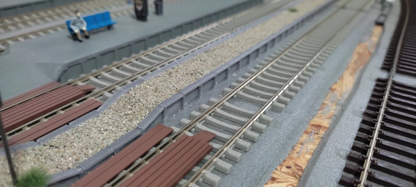 Sân Ga Rời - Cạnh 1:87 - Image 1