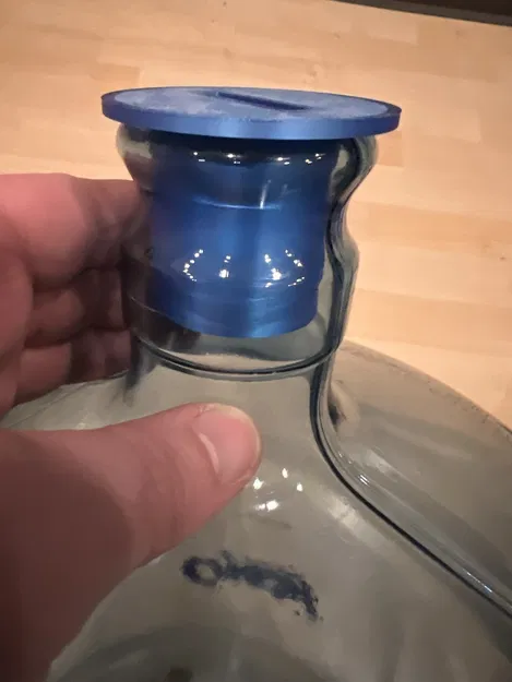 Nút Chặn Bình Nước 5 Gallon - Móc Trùm - Image 1