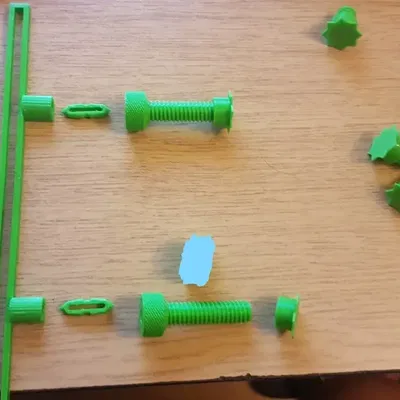 Hũ/Thùng Phiếu Độc Lạ