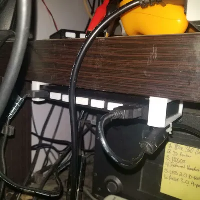 Giá Đỡ Gắn Bàn Cho Hub USB TP-Link 7 Cổng 3.0