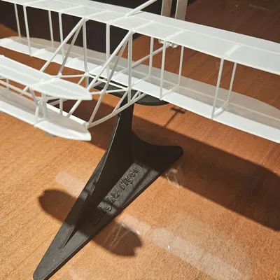 Pedestal for 1:50 scale 1905 Wright Flyer (Glider)