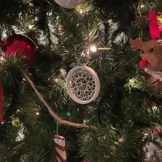 Trang Trí Cây Thông Noel Kiểu Nghệ Thuật Dây Kẽm