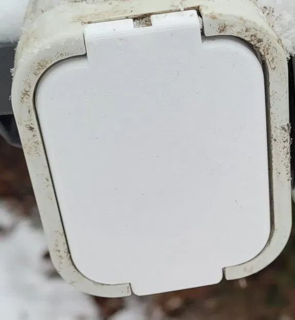 Nắp Ổ Cắm Điện Ngoài Trời - Image 1