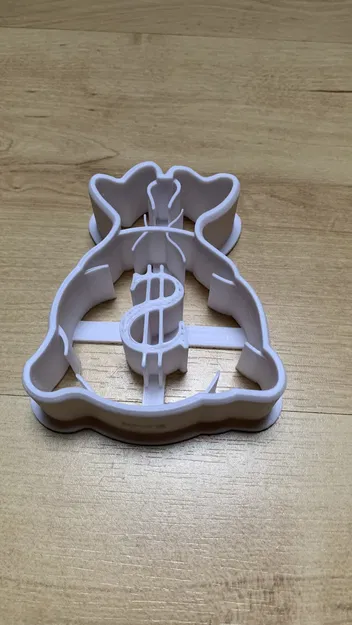 cookie cutter from money bag - Image 1