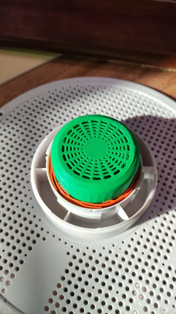 Kẹp giữ hộp hút ẩm cho cuộn dây - Image 1