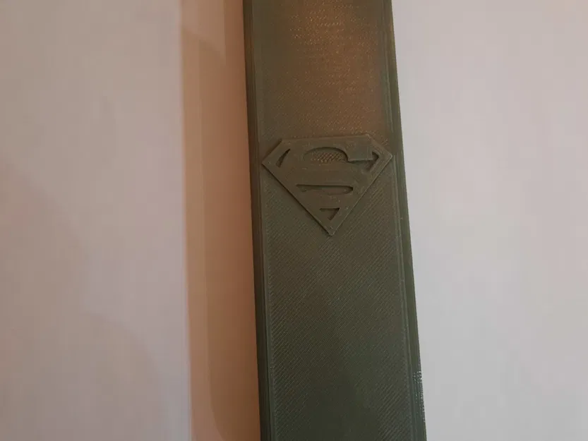 Tay Cầm Vòi Bia Hình Biểu Tượng Superman - Image 4