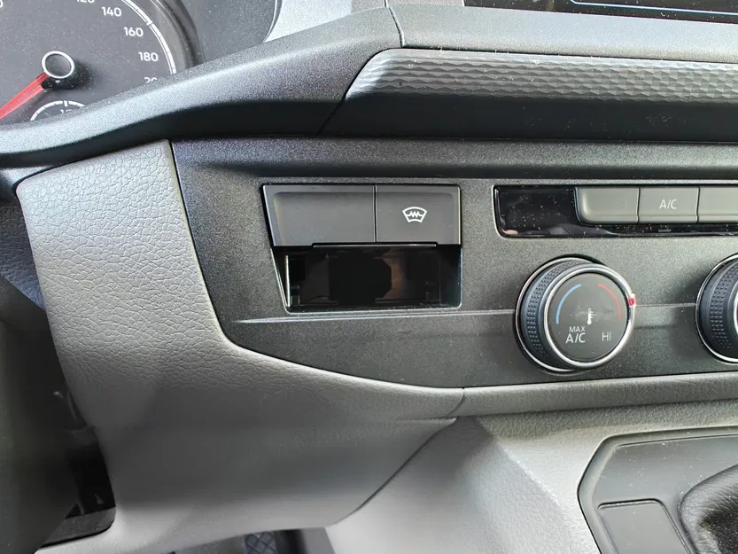 Giá đỡ điện thoại / phụ kiện VW Transporter T6.1 - Image 3