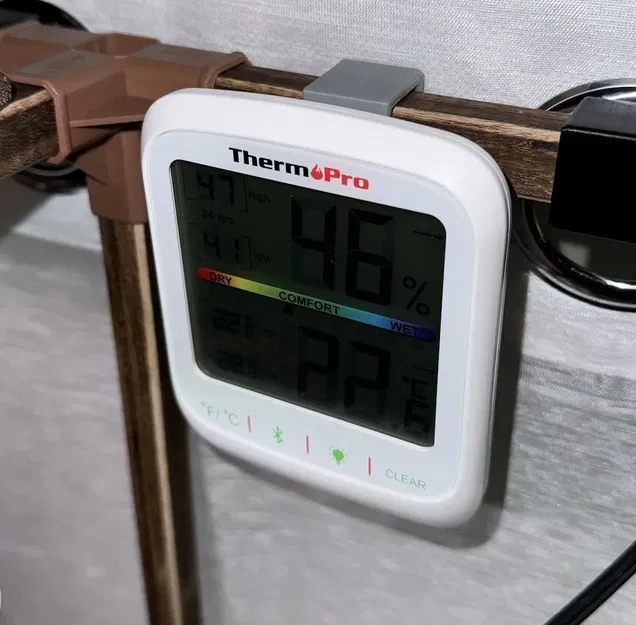 Móc Treo Cảm Biến Cho Kệ Cây - Image 1