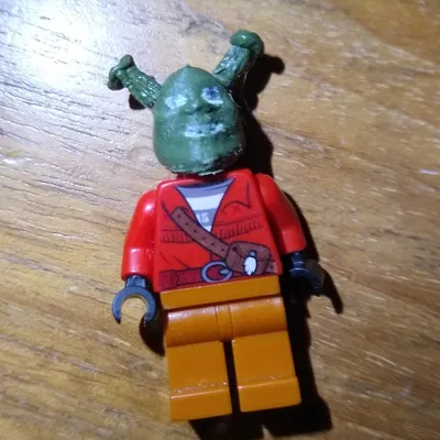 Đầu Shrek phiên bản LEGO