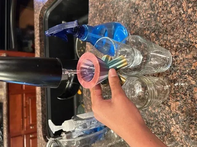 Phễu Rót Nước Nhiều Ly - Image 2