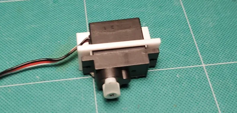 Khung Gắn Servo Treo Bên và Tấm Gắn - Image 1