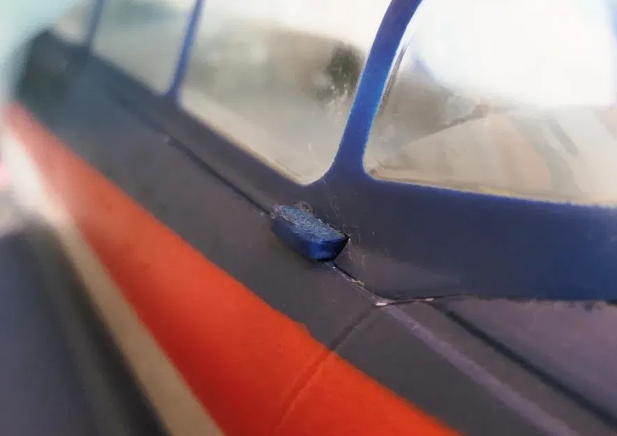 Móc Nhấc Canopy Máy Bay RC - Image 1