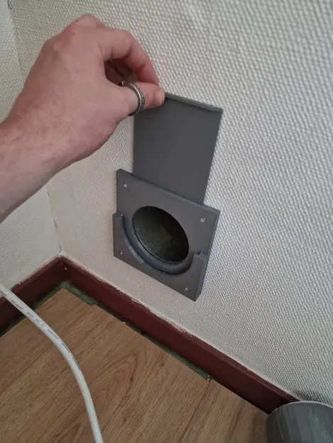 Đế gắn ống máy lạnh vào tường cho lỗ 11cm (kích cỡ ống thoát nước) - Image 2