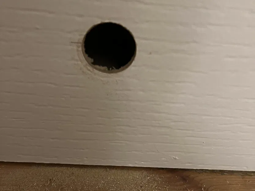 Bathroom door vent (also Ikea Lack throug-hole) - Image 4