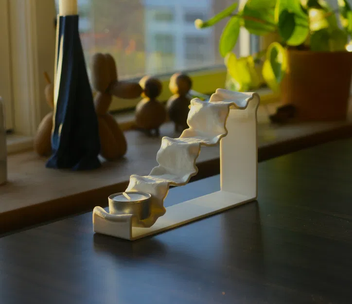 Mô Hình Nến V18 - Image 1