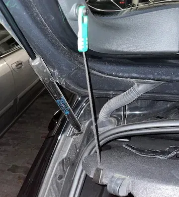 BMW F20 LCI II Hatrack Plastic Eyelet Replacement Spare - Image 3