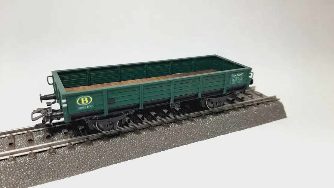 Mô hình toa xe chở hàng NMBS 3000C tỉ lệ H0 1:87 - Image 1