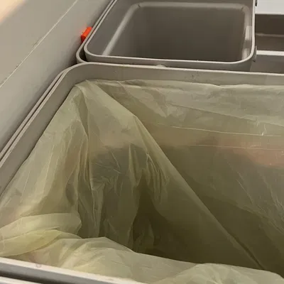 Trashcan holder IKEA/uchwyt do kosza na śmieci IKEA