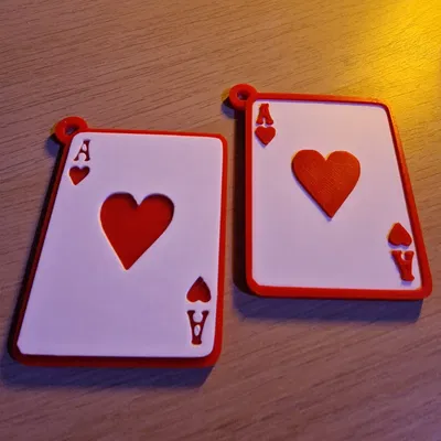 Móc Khóa Át Bích (Aces Keychains)