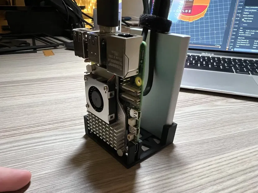 Raspberry Pi 5 and any SSD vertical stand (parametric) - Image 1