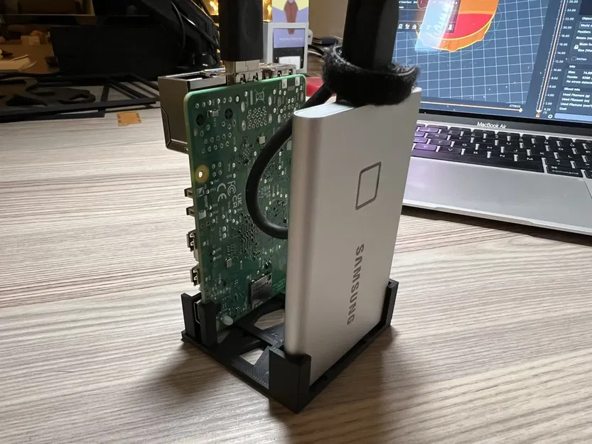 Raspberry Pi 5 and any SSD vertical stand (parametric) - Image 2