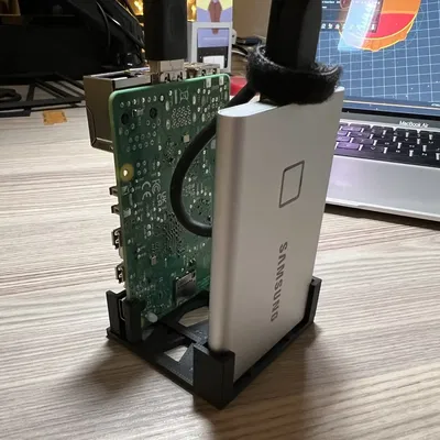 Raspberry Pi 5 and any SSD vertical stand (parametric)