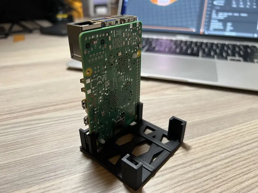 Raspberry Pi 5 and any SSD vertical stand (parametric) - Image 8