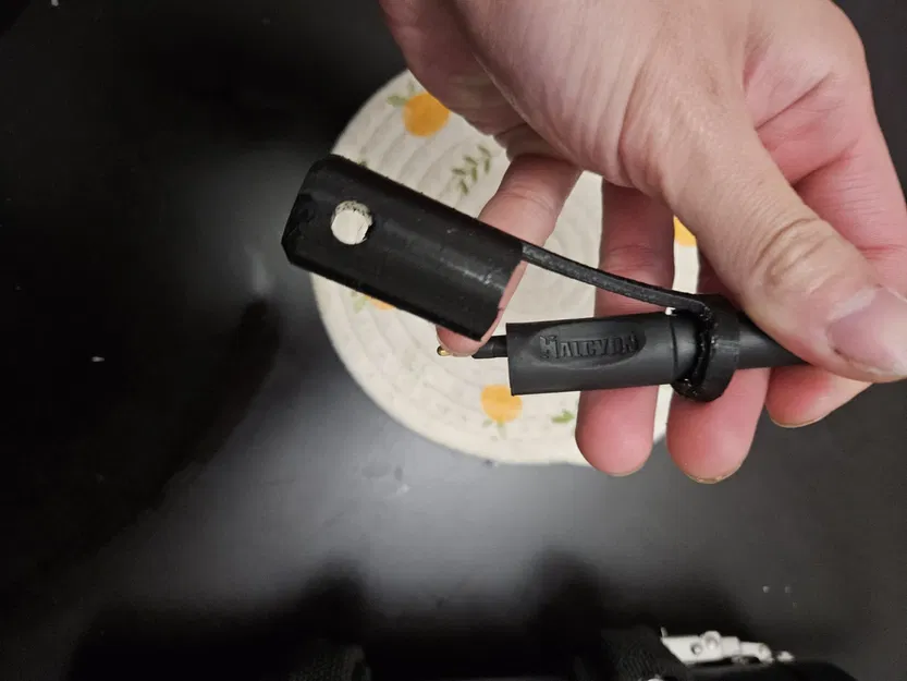 Nắp Bảo Vệ Đầu Cắm E/O Hệ Thống Sưởi Santi (TPU) - Image 1