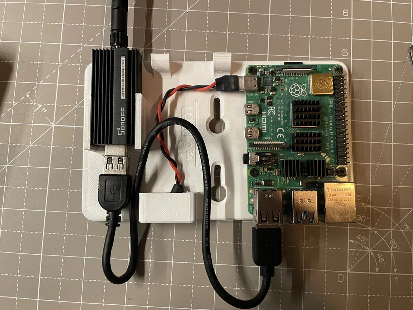 Hộp Raspberry Pi cho Home Assistant kèm Sonoff Zigbee Dongle (ZBdongle-E) - Image 4