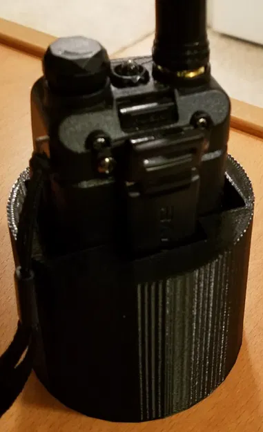 Chân Đế Ly Cho Máy Bộ Đàm Baofeng - Image 1