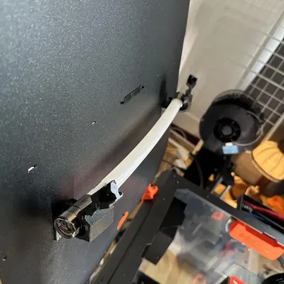 Đế gắn bình chữa cháy có lẫy