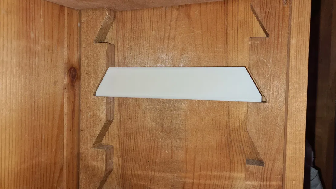 Cục Kê Kệ Sách Bằng Gỗ - Image 1