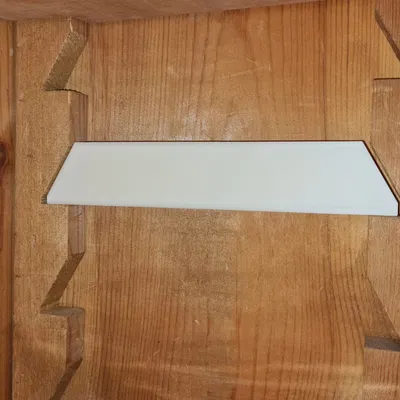 Cục Kê Kệ Sách Bằng Gỗ