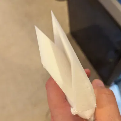 Flipping ice scraper