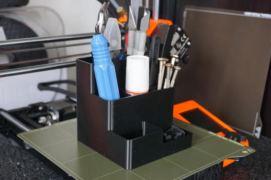 Kệ Đựng Đồ Văn Phòng và Dụng Cụ In 3D Tối Giản - Image 1