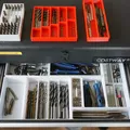 Tổ chức ngăn kéo với các khay đựng dụng cụ, mũi khoan, mũi khoét và cưa - Thumbnail 3