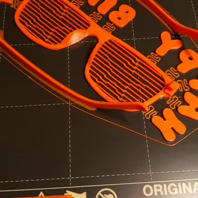 Bobble HAPPY BIRTHDAY glasses