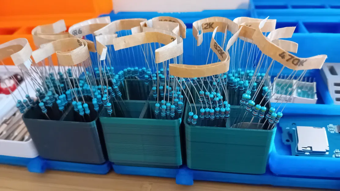 Giá Đỡ Cuộn Điện Trở Chuẩn Gridfinity - Image 1