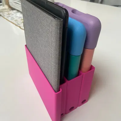 Tablet holder for multiple tablets