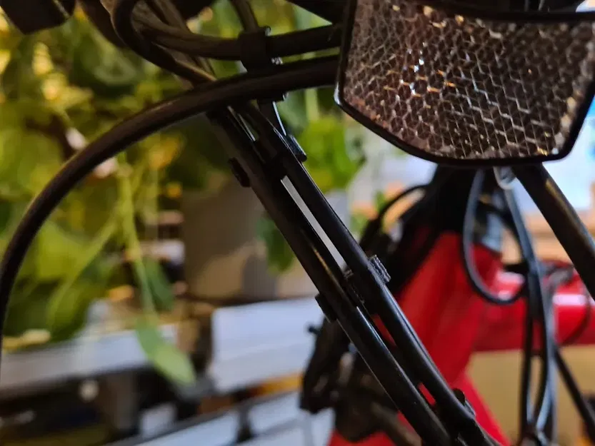 Different clips for holding bike cables - Image 2