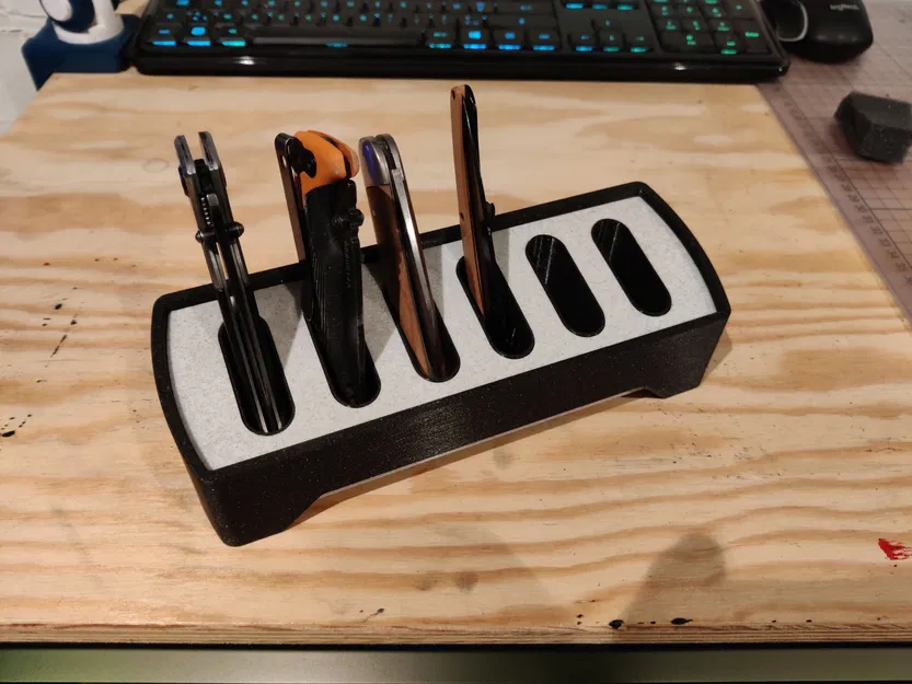 Kệ Đựng Dao Bỏ Túi Thanh Lịch - Image 1