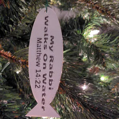 Móc Chìa Khóa / Mặt Dây Chuyền "Thầy Rabbi Đi Trên Mặt Nước" Của Tôi