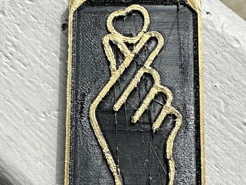 Mặt dây chuyền trái tim bằng ngón tay kiểu Kdrama - Image 3