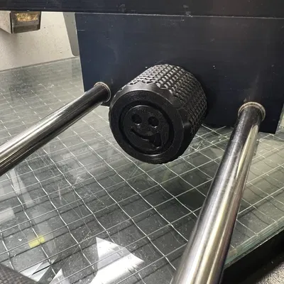 Tay Nắm Mỏ Cặp "Mặt Cười" Phiên Bản "Chunky"