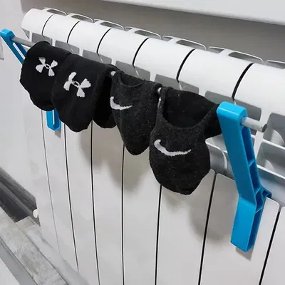 Móc treo phơi đồ trên máy sưởi