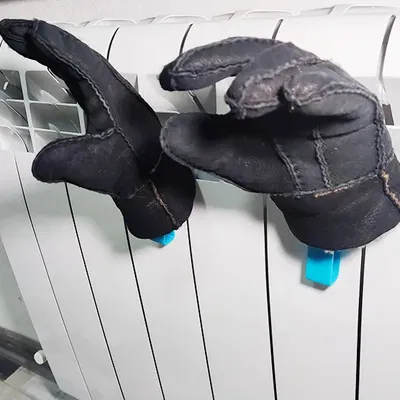 Móc treo phơi đồ trên máy sưởi