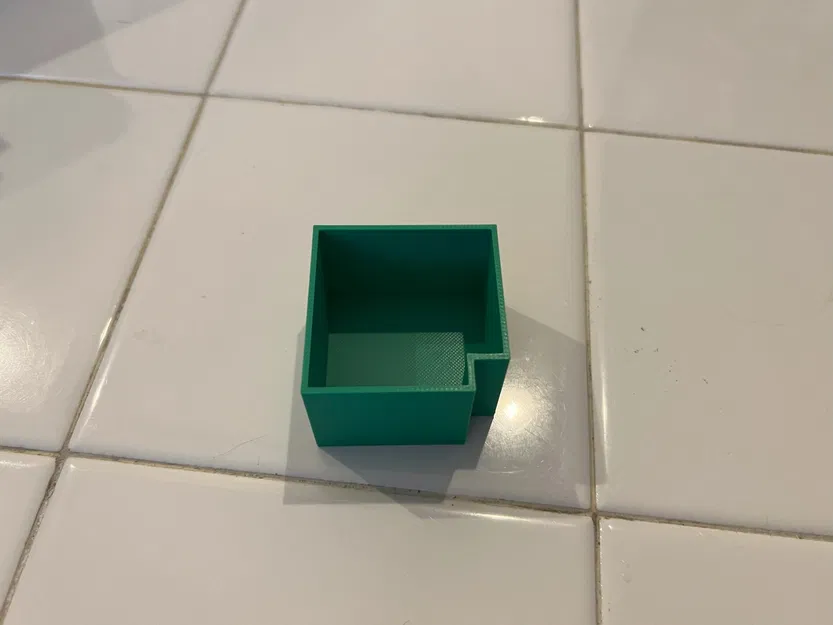 2.25" X 3" BOX WITH LID - Image 4
